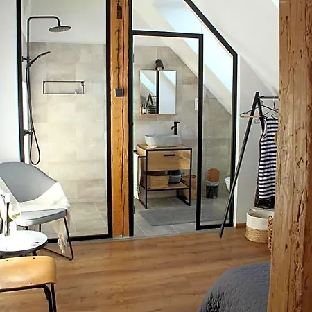 Kafe V Obyvaku B&B 3*